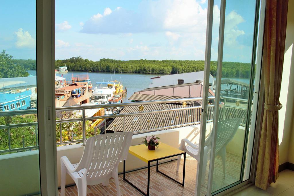Uncle House Krabi Apartamento Exterior foto
