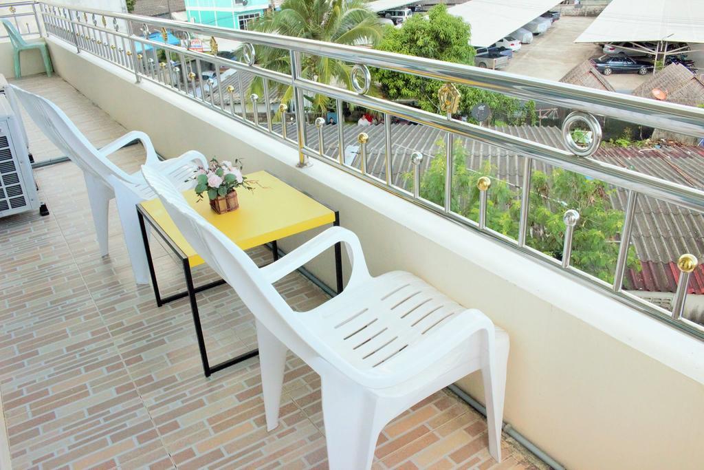 Uncle House Krabi Apartamento Exterior foto