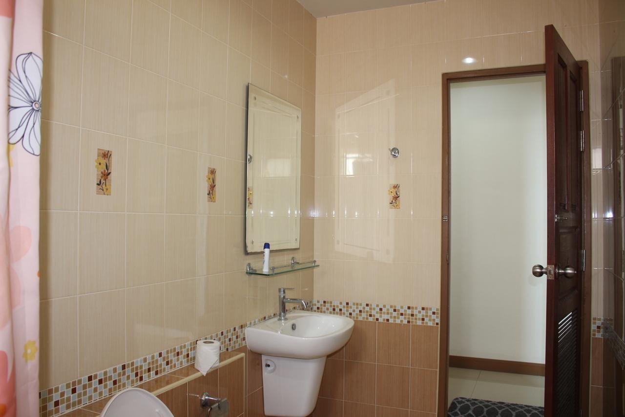 Uncle House Krabi Apartamento Exterior foto