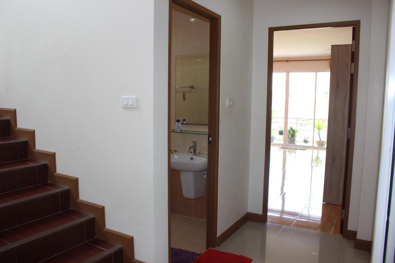Uncle House Krabi Apartamento Exterior foto